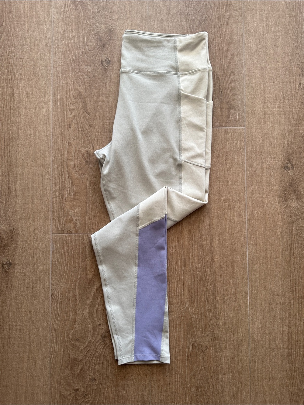 Tuckernuck sport leggings color block tan/purple excellent condition!